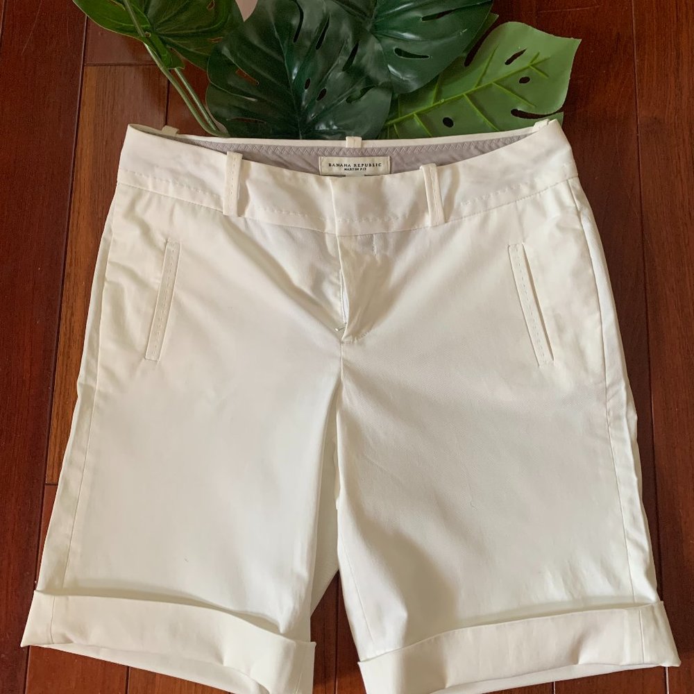 Banana Republic Classic White Shorts